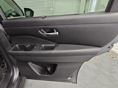 2024 Nissan Pathfinder Platinum FWD