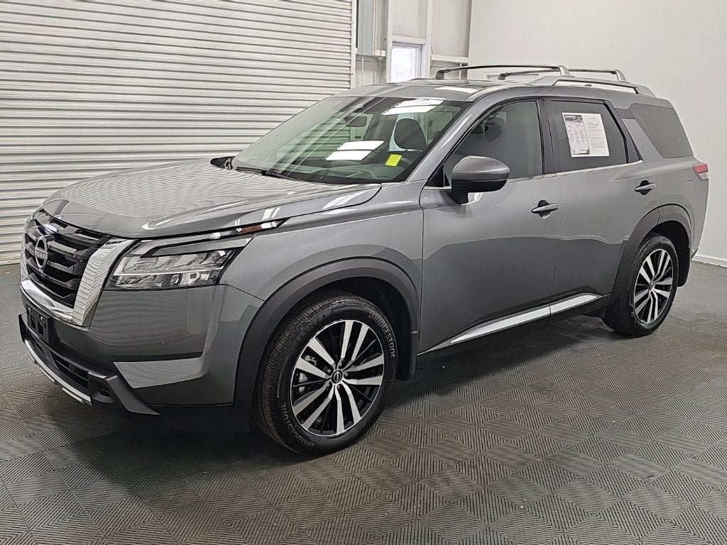 2024 Nissan Pathfinder Platinum FWD