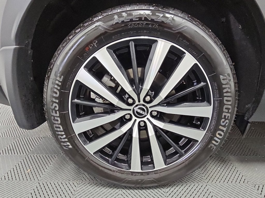 2024 Nissan Pathfinder Platinum FWD