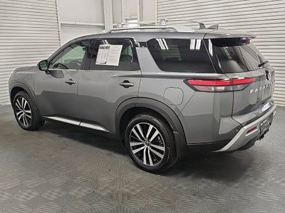 2024 Nissan Pathfinder Platinum FWD