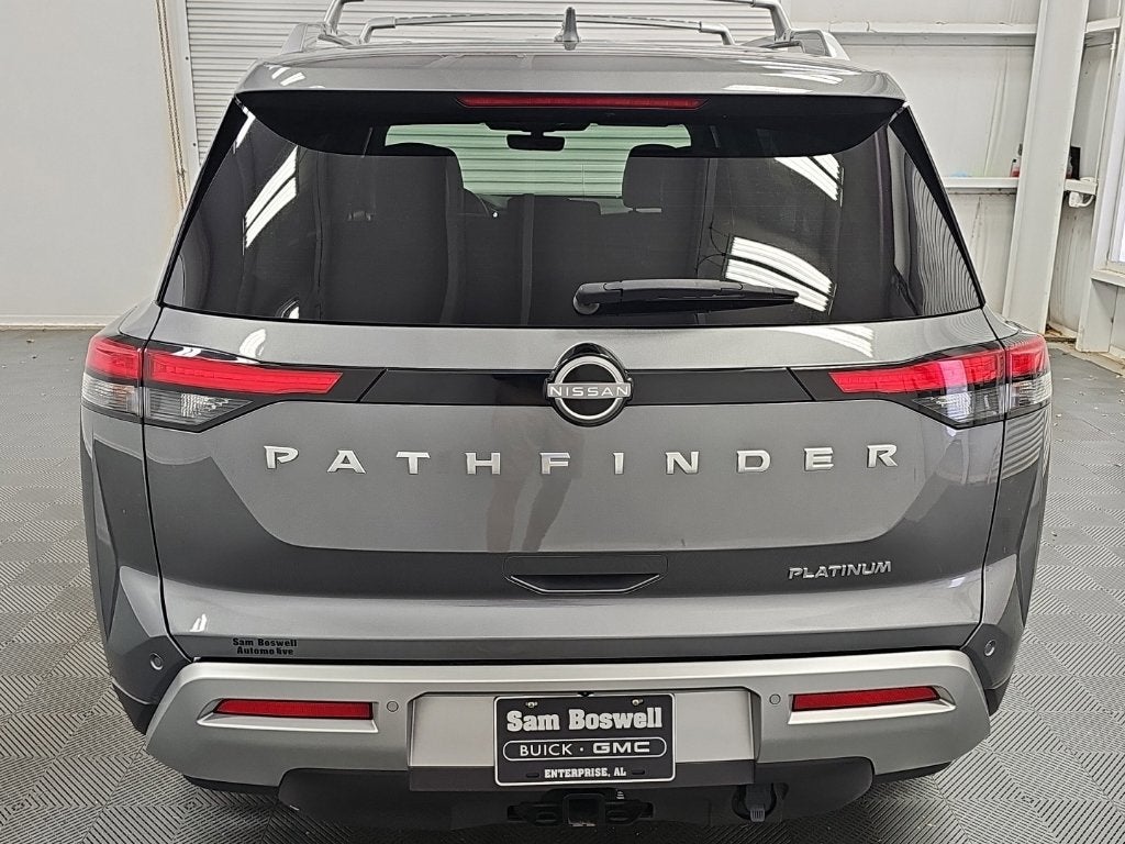 2024 Nissan Pathfinder Platinum FWD