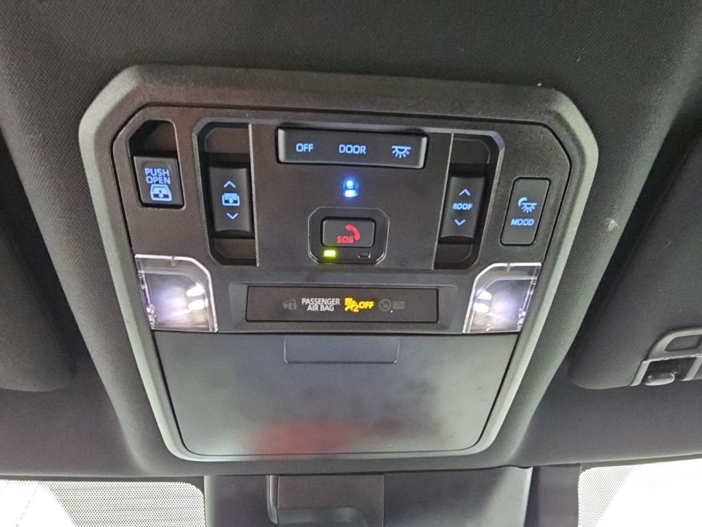 2023 Toyota Tundra Hybrid Platinum