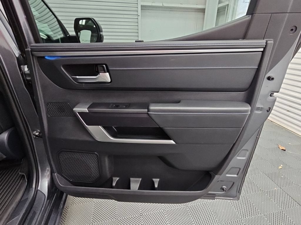 2023 Toyota Tundra Hybrid Platinum