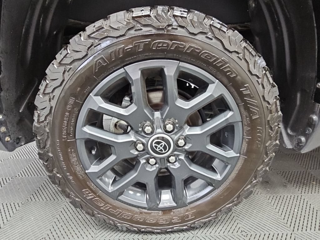 2023 Toyota Tundra Hybrid Platinum
