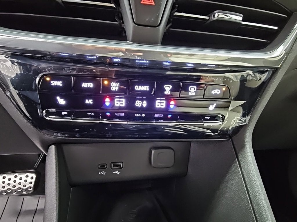 2026 Buick Encore GX Avenir