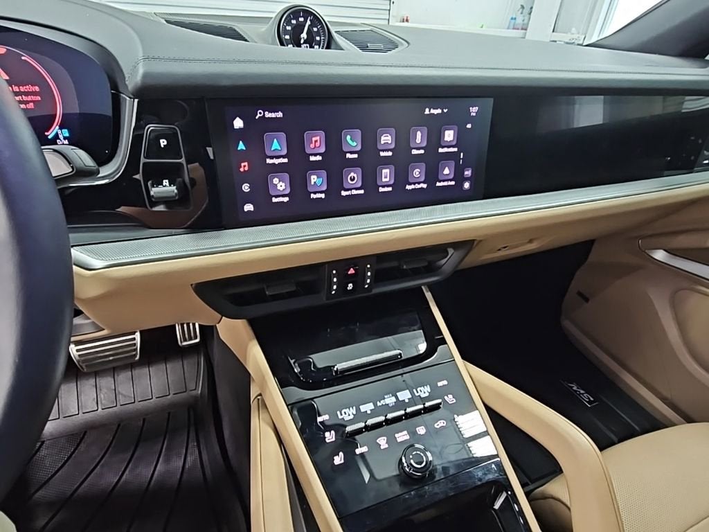 2025 Porsche Cayenne Coupe AWD