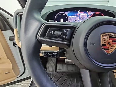 2025 Porsche Cayenne Coupe AWD