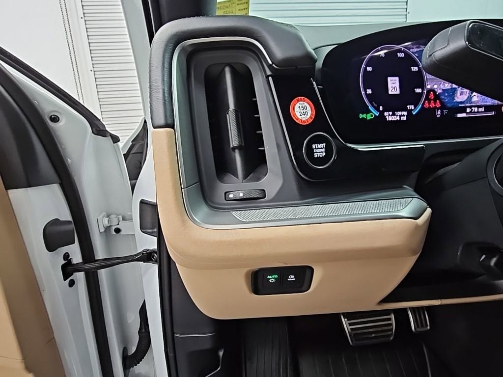 2025 Porsche Cayenne Coupe AWD