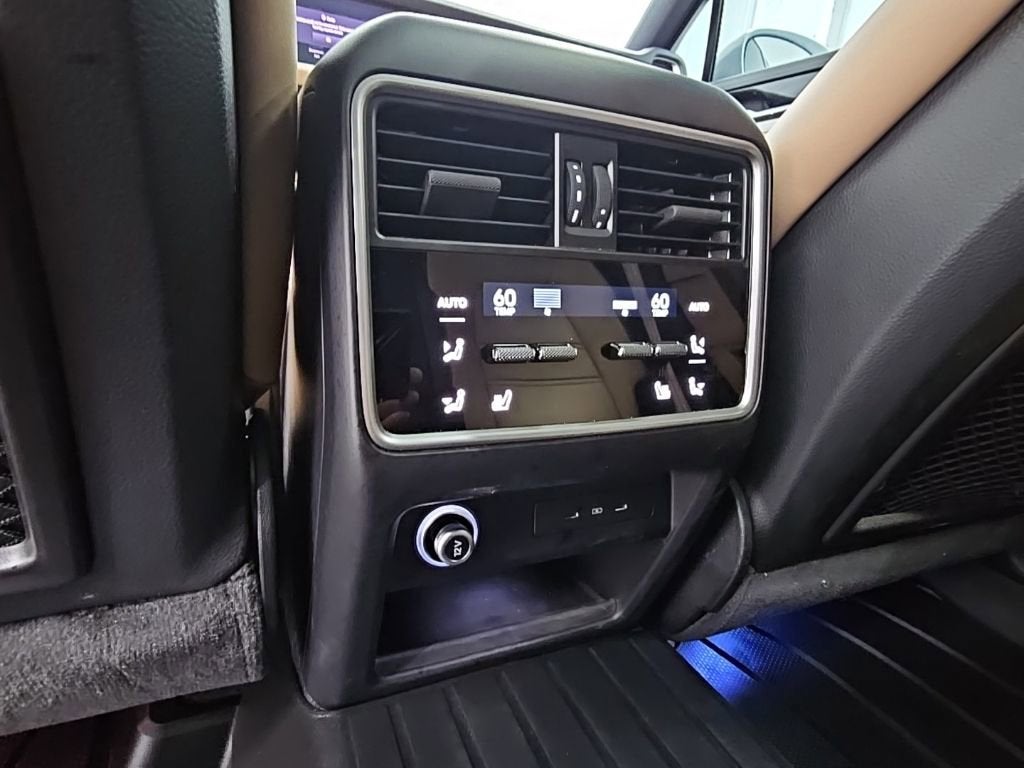 2025 Porsche Cayenne Coupe AWD