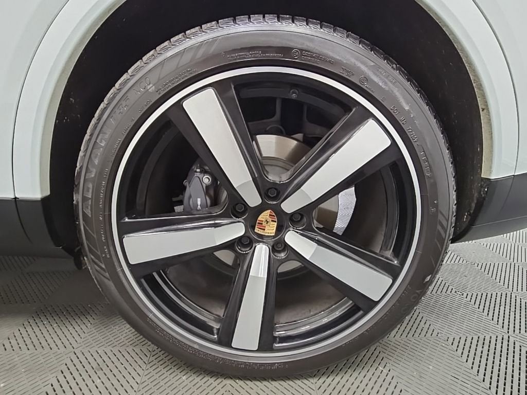 2025 Porsche Cayenne Coupe AWD