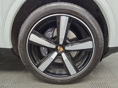 2025 Porsche Cayenne Coupe AWD