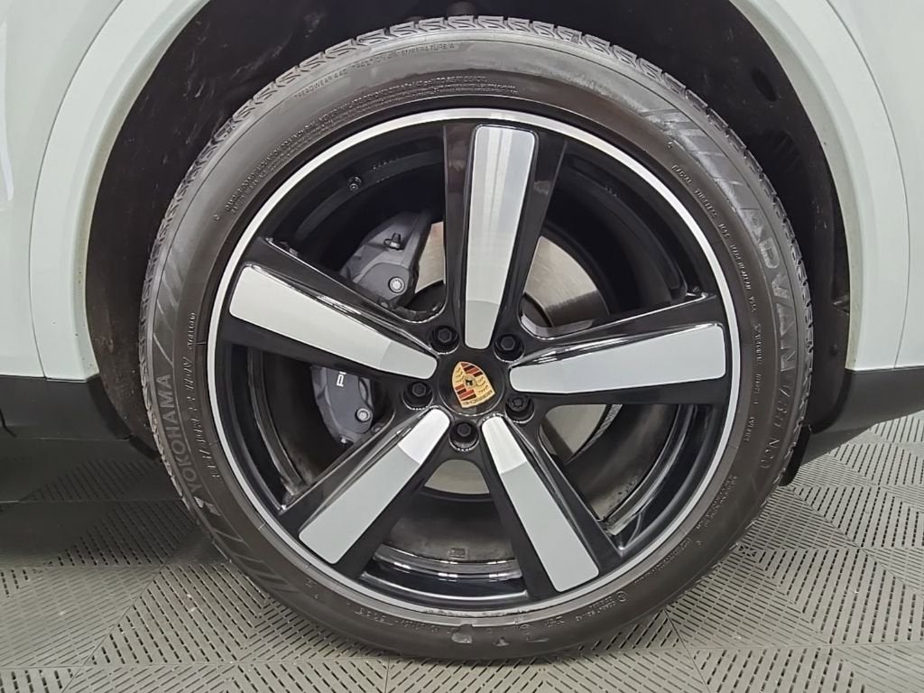 2025 Porsche Cayenne Coupe AWD