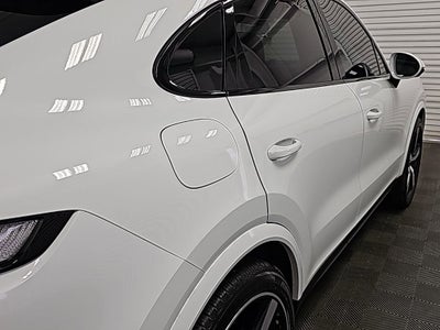 2025 Porsche Cayenne Coupe AWD