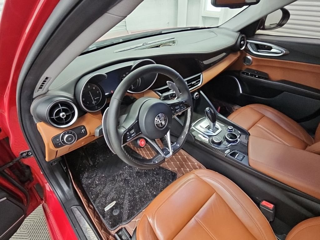 2018 Alfa Romeo Giulia Ti RWD