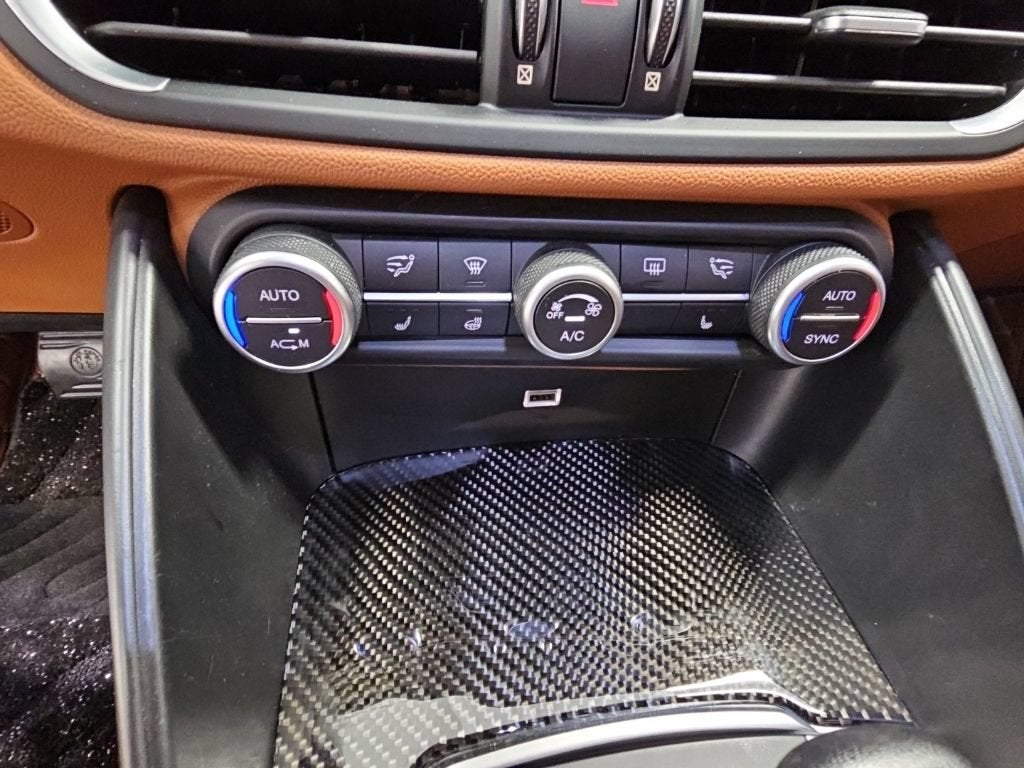 2018 Alfa Romeo Giulia Ti RWD