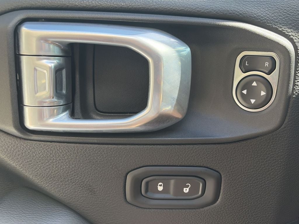 2021 Jeep Wrangler Unlimited Sahara High Altitude