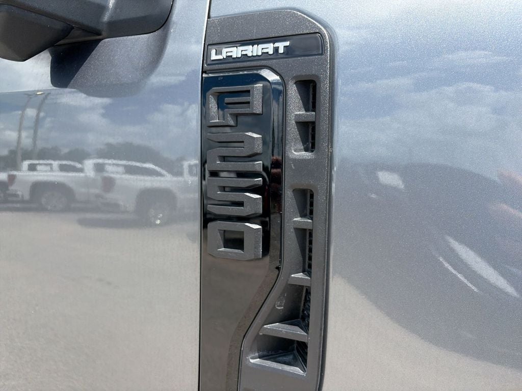 2024 Ford F-250SD Lariat