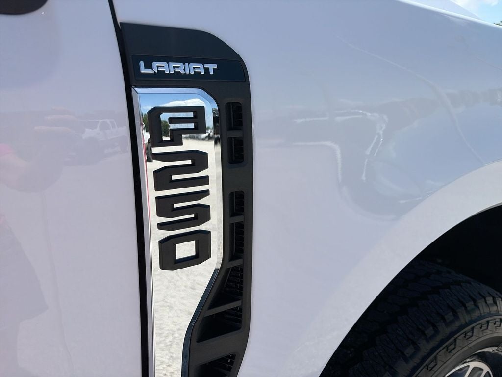 2024 Ford F-250SD Lariat