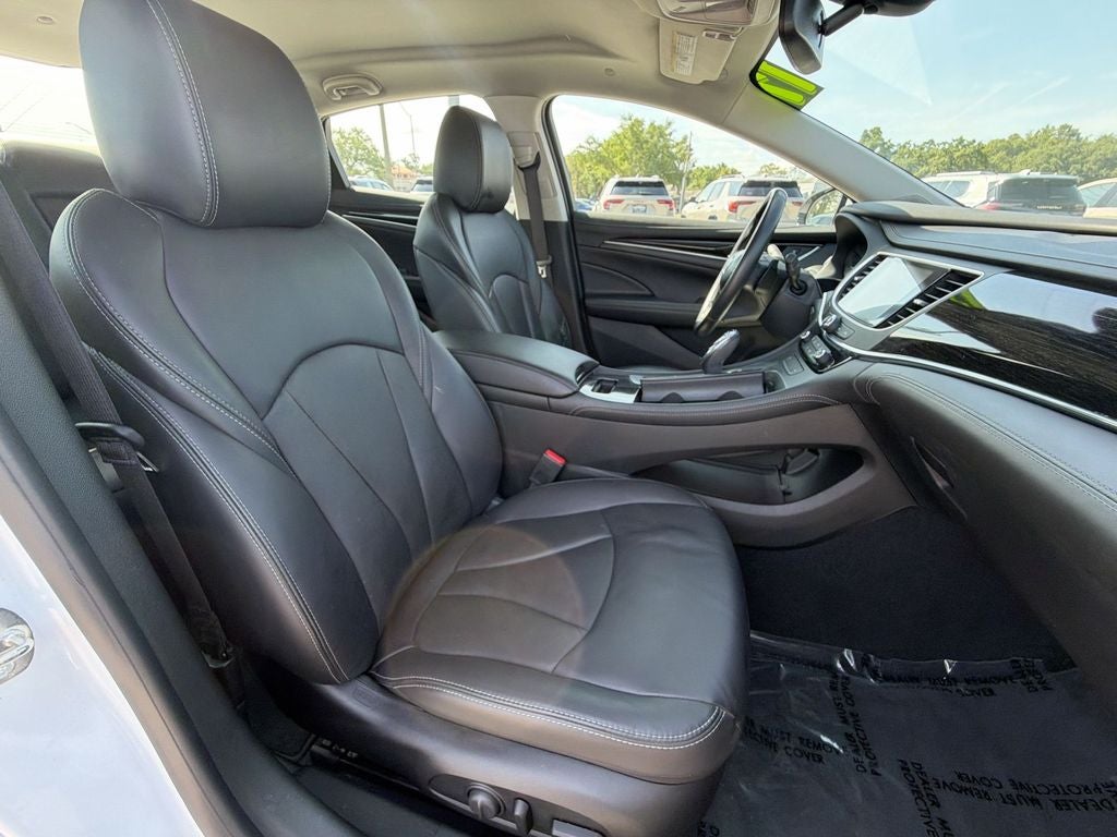 2017 Buick LaCrosse Essence