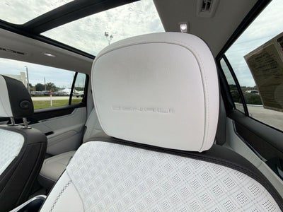 2024 GMC Acadia Denali
