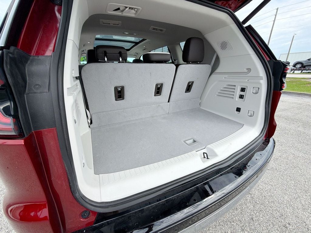2024 GMC Acadia Denali