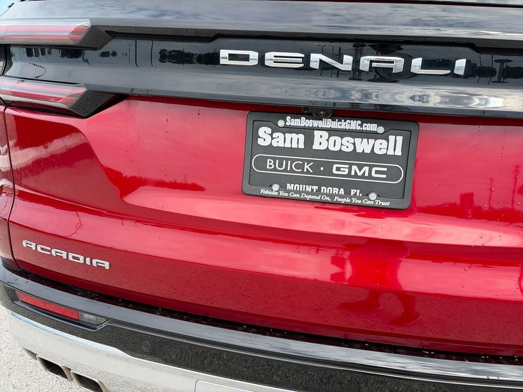 2024 GMC Acadia Denali