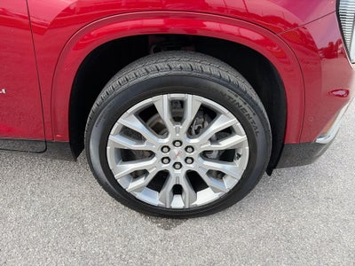 2024 GMC Acadia Denali