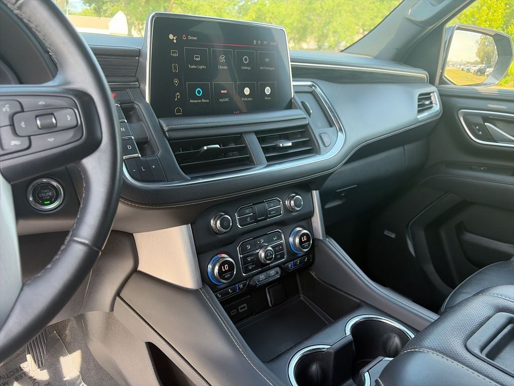 2023 GMC Yukon SLT