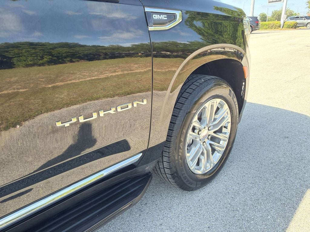 2023 GMC Yukon SLT