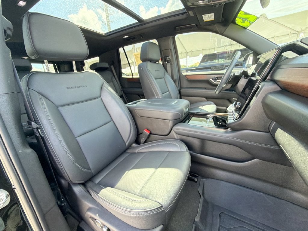 2025 GMC Yukon Denali