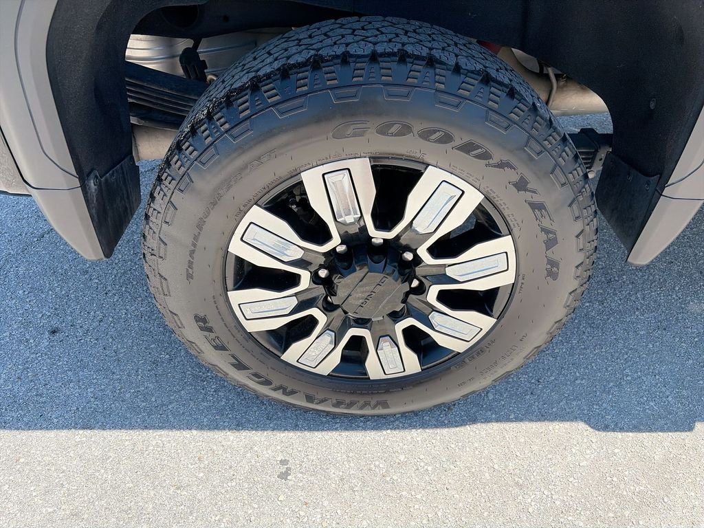 2024 GMC Sierra 2500HD Denali