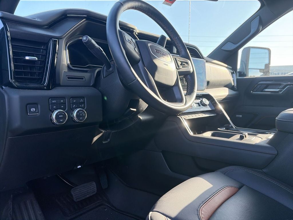 2025 GMC Sierra 2500HD AT4