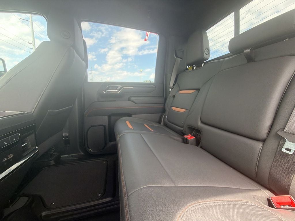 2025 GMC Sierra 2500HD AT4