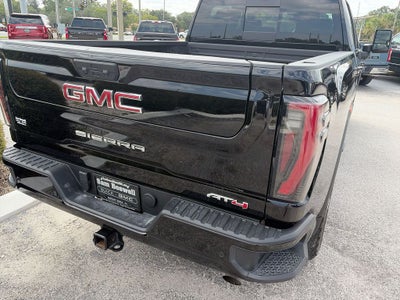 2025 GMC Sierra 2500HD AT4