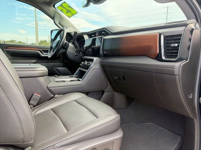 2025 GMC Sierra 2500HD Denali