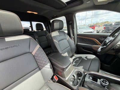 2024 GMC Canyon Denali