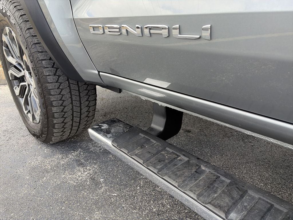 2024 GMC Canyon Denali