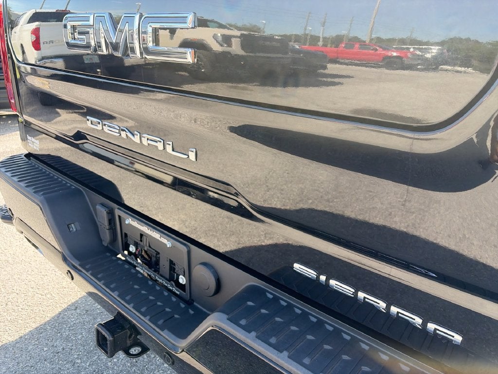 2025 GMC Sierra 1500 Denali Ultimate
