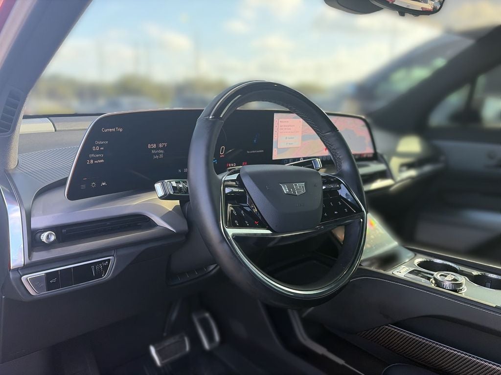 2026 Cadillac VISTIQ Luxury