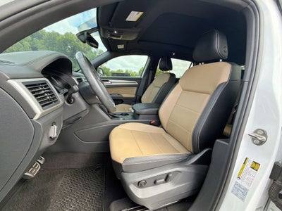 2021 Volkswagen Atlas Cross Sport 3.6L V6 SE w/Technology R-Line