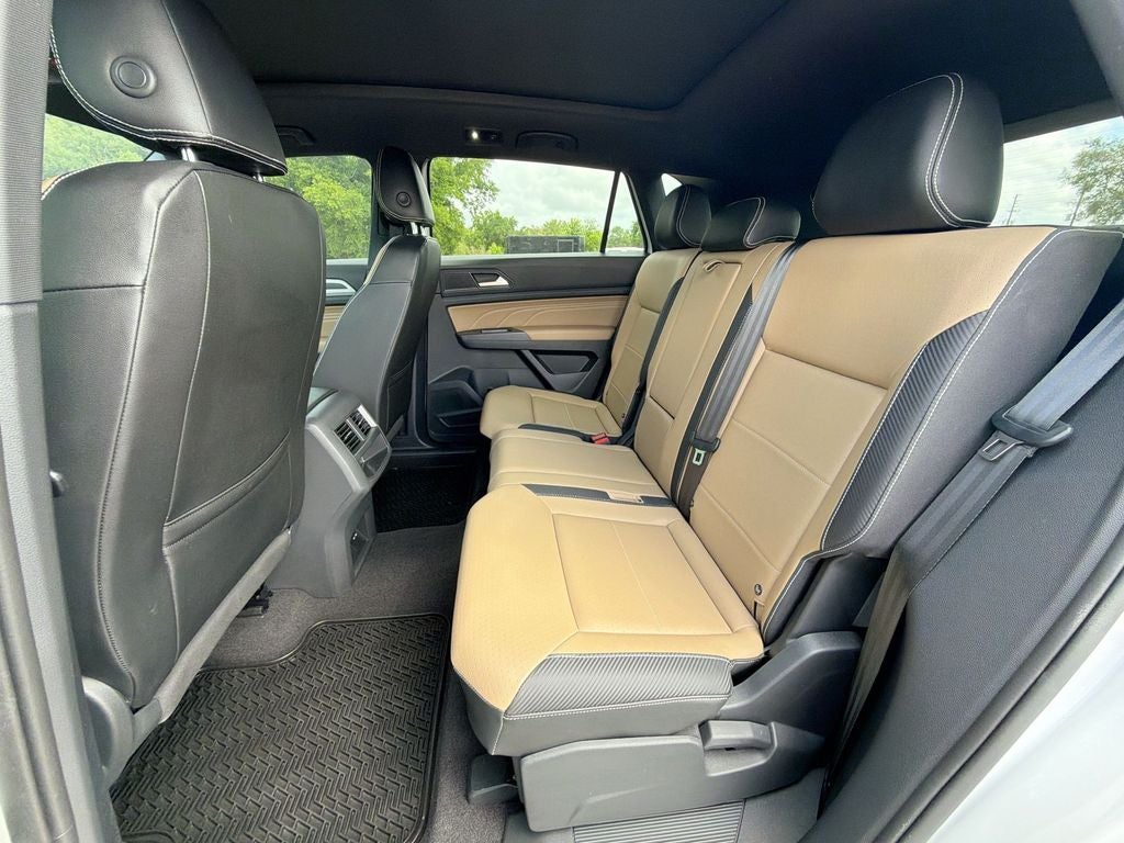 2021 Volkswagen Atlas Cross Sport 3.6L V6 SE w/Technology R-Line