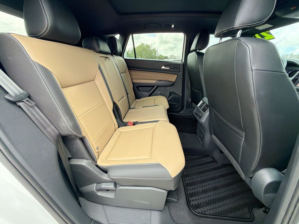 2021 Volkswagen Atlas Cross Sport 3.6L V6 SE w/Technology R-Line