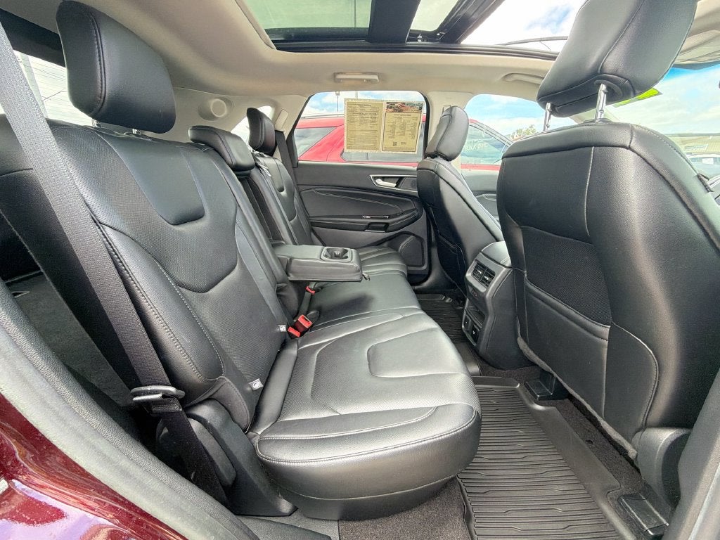 2020 Ford Edge Titanium