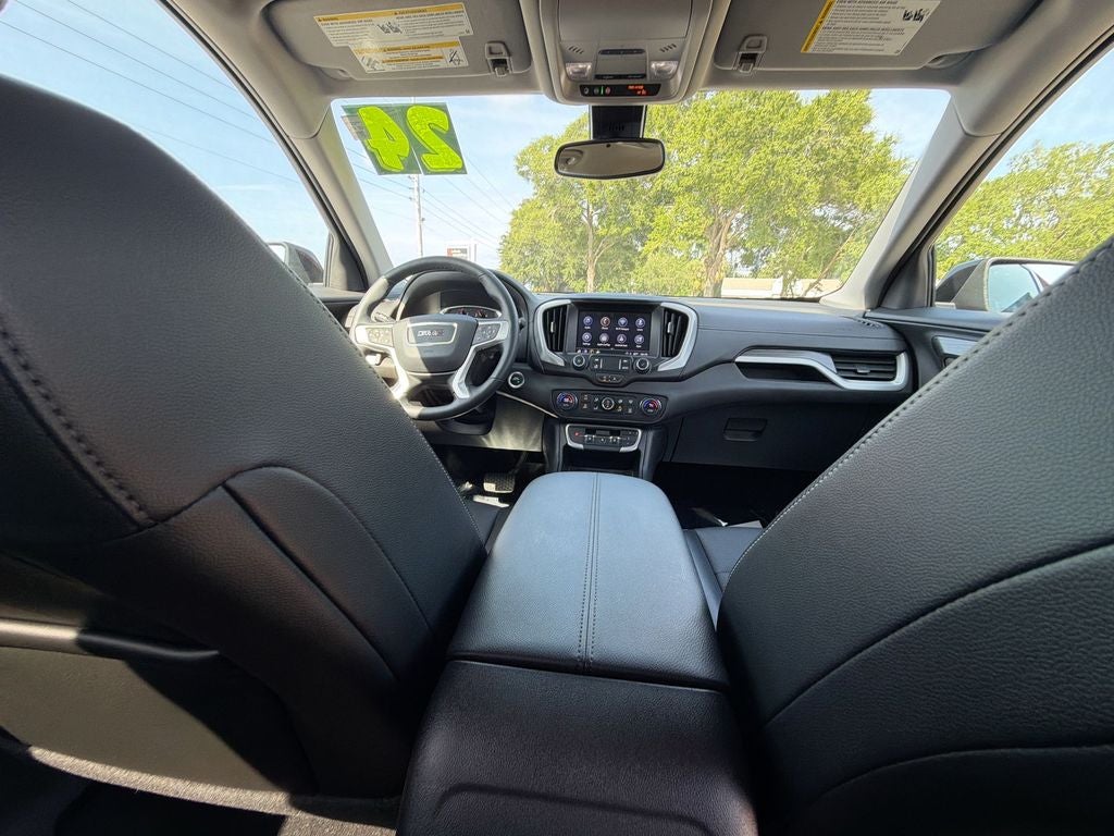 2024 GMC Terrain SLT