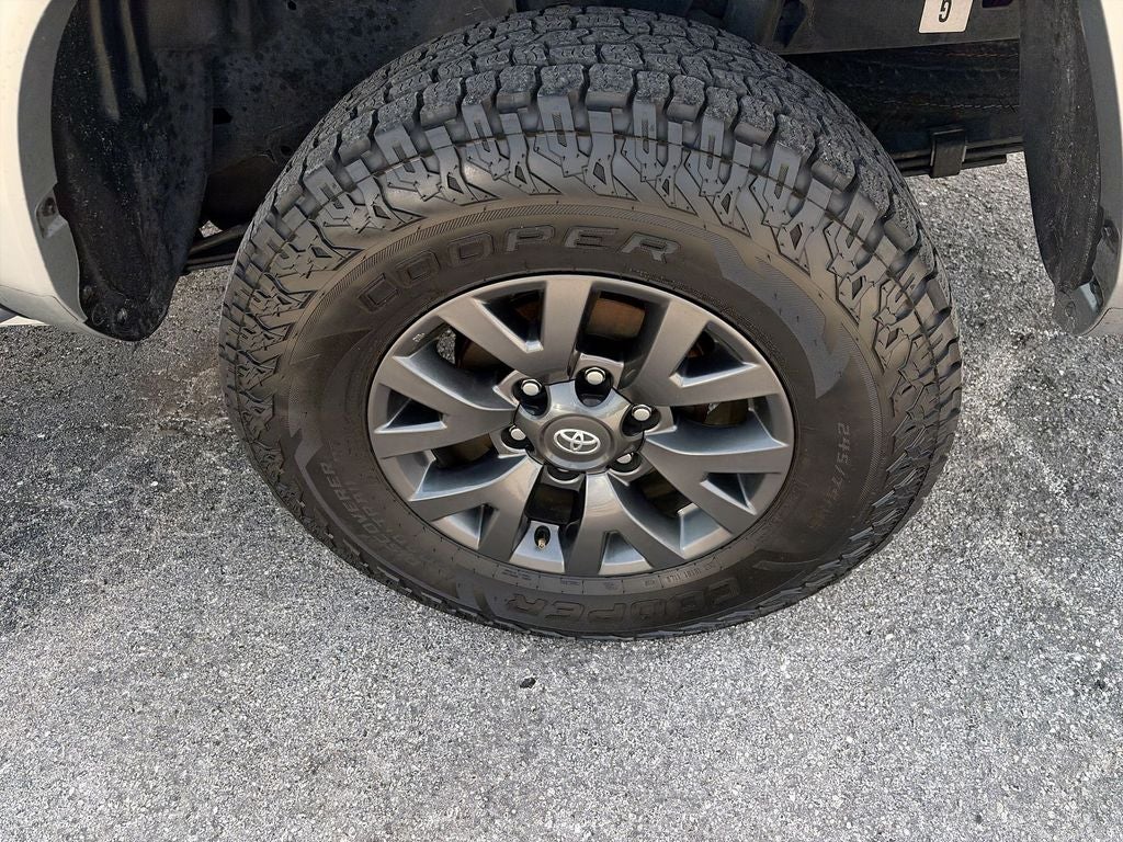 2023 Toyota Tacoma SR V6