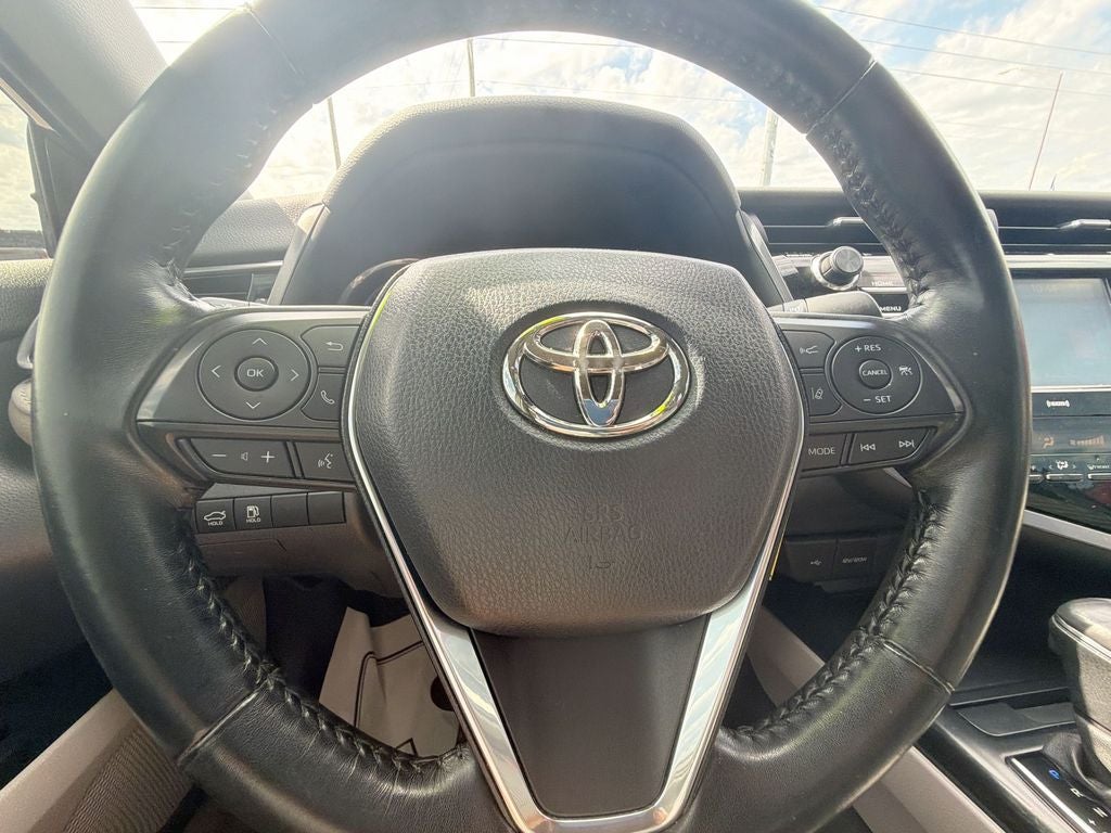 2020 Toyota Camry SE