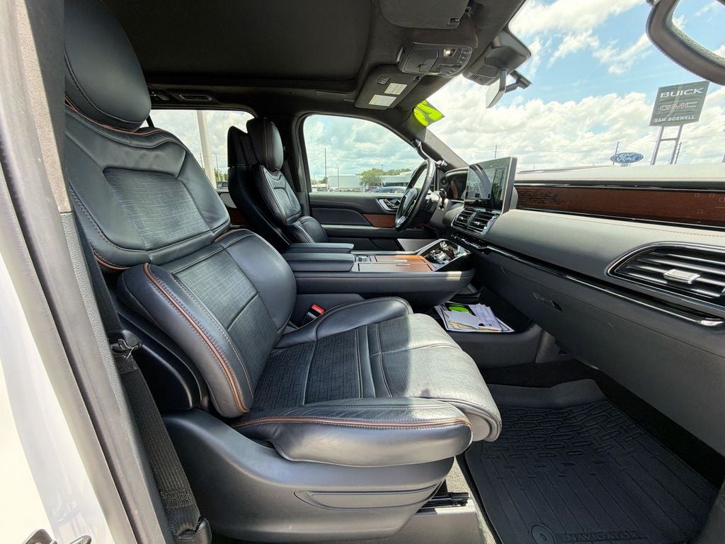 2024 Lincoln Navigator Black Label