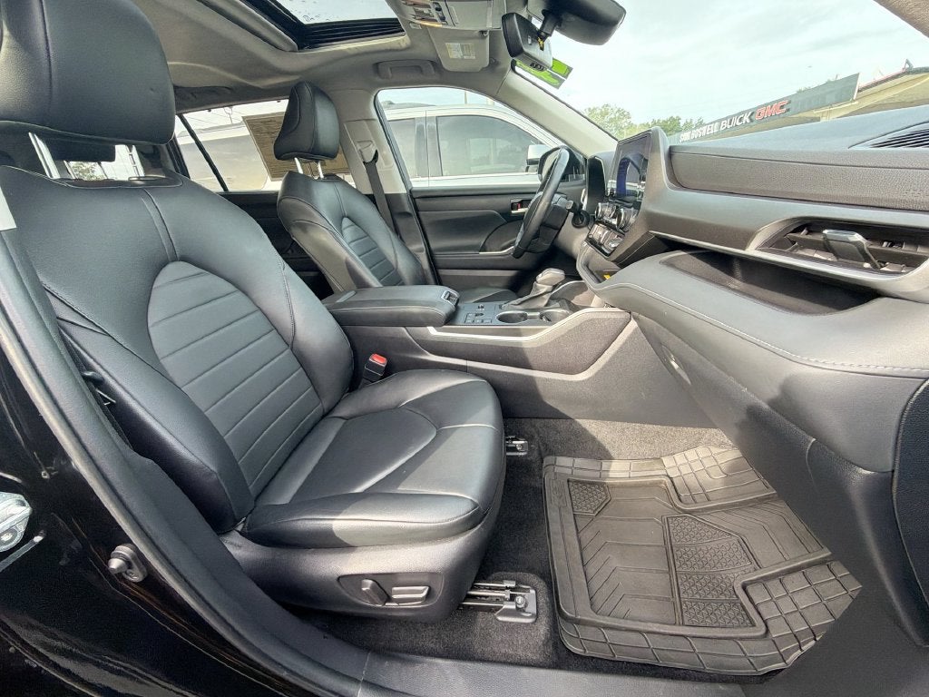 2024 Toyota Highlander XLE