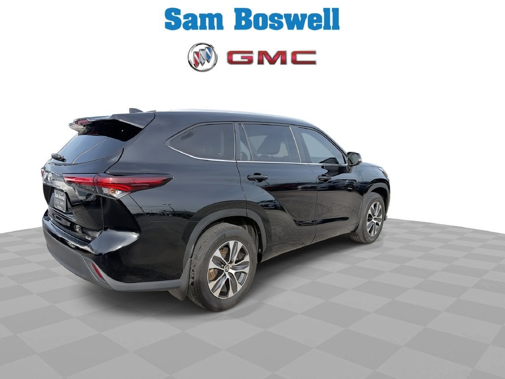 2024 Toyota Highlander XLE