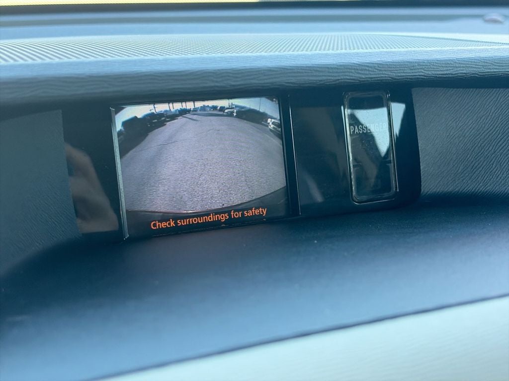 2014 Toyota Sienna XLE 8 Passenger